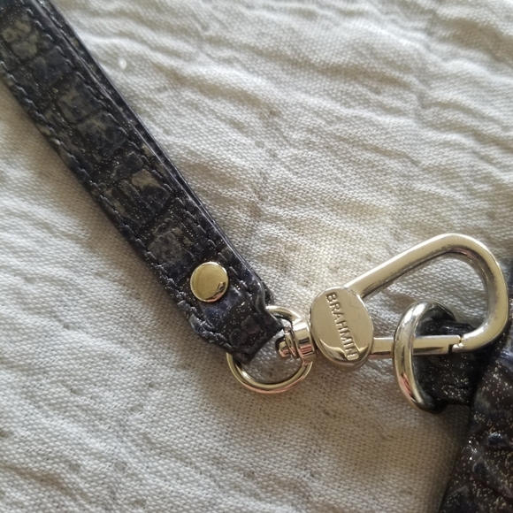 Brahmin | Daisy Melbourne Wristlet - Picture 5 of 9